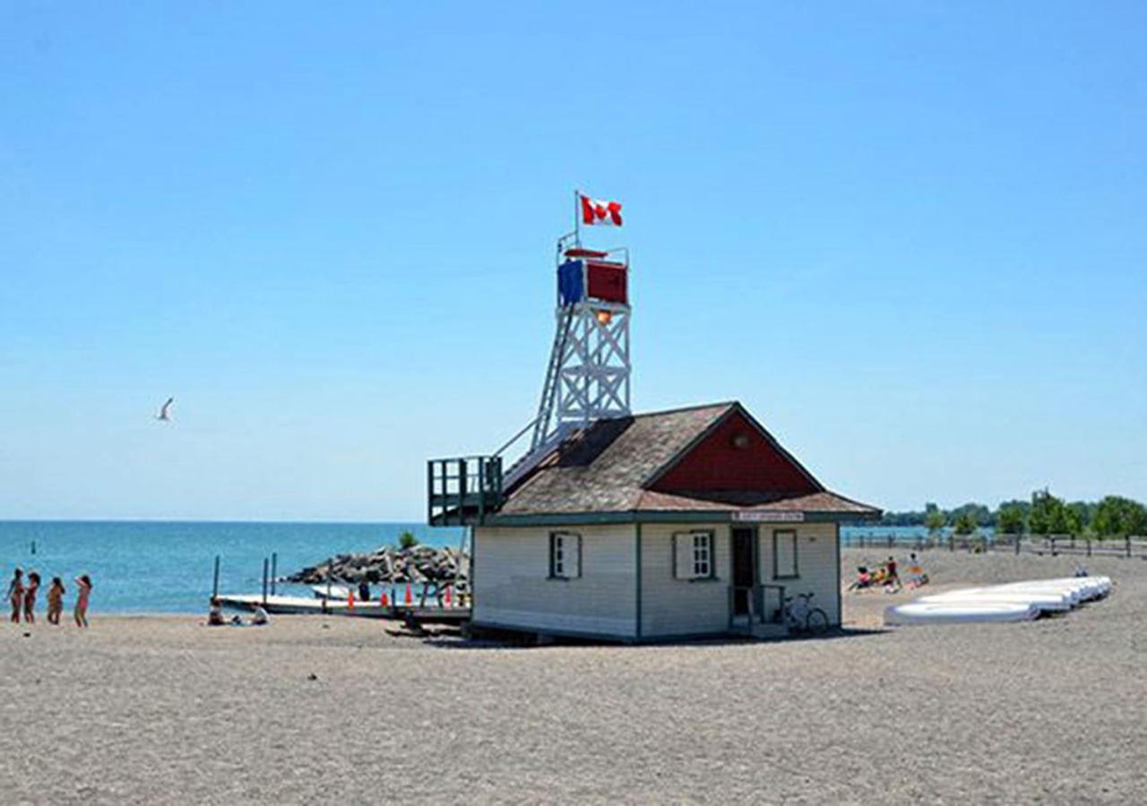 Toronto Bed & Breakfast - Free Parking Esterno foto